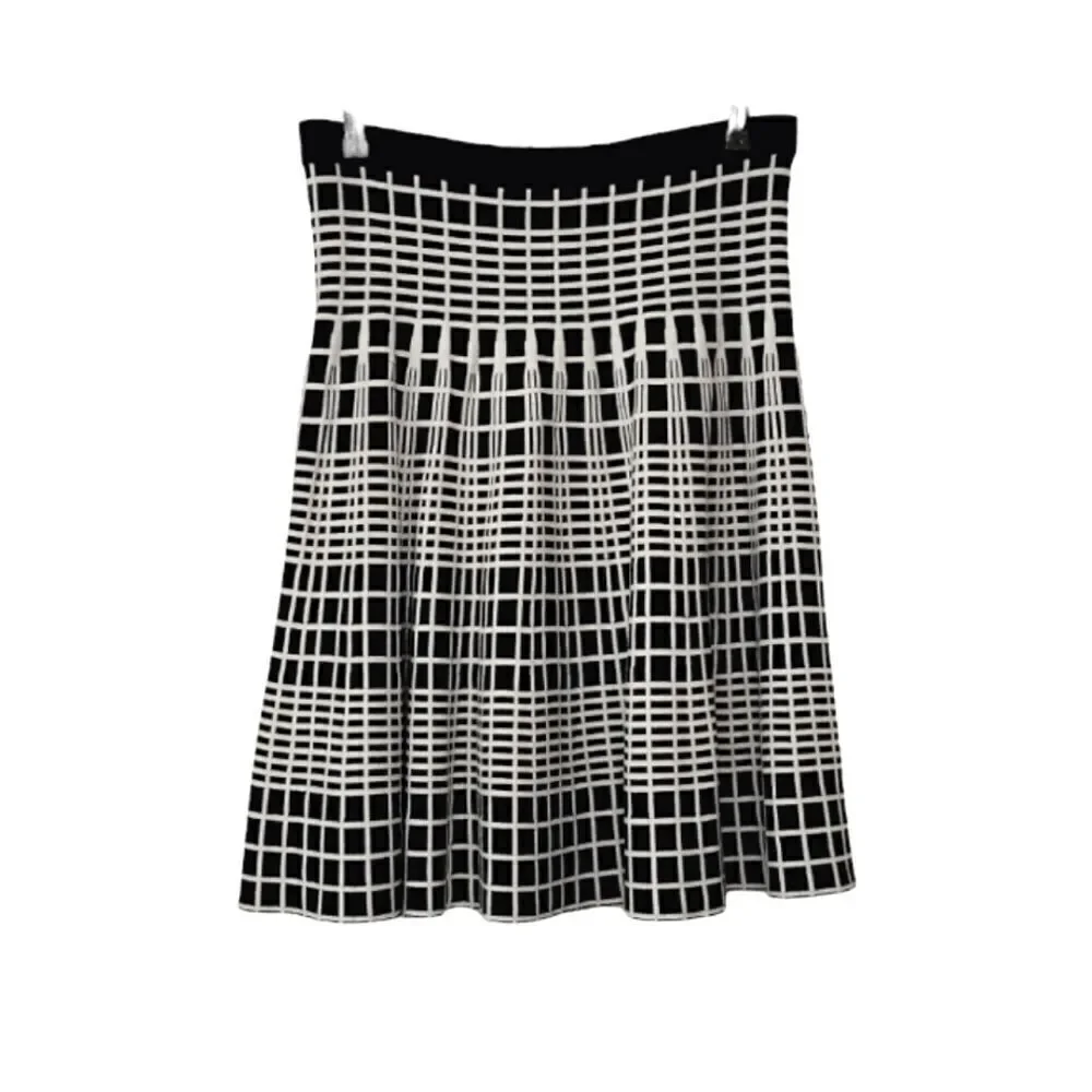 Chelsea & Theodore Black & White High-Waisted Flaired A-Line Skater Skirt Size L